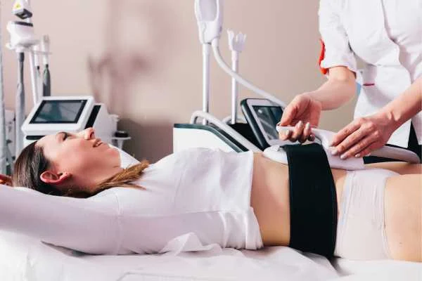 woman having body sculpting to help improve her body image and her mental health Bristol